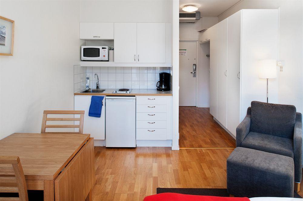 Forenom Apartments Stockholm Kista Exteriör bild