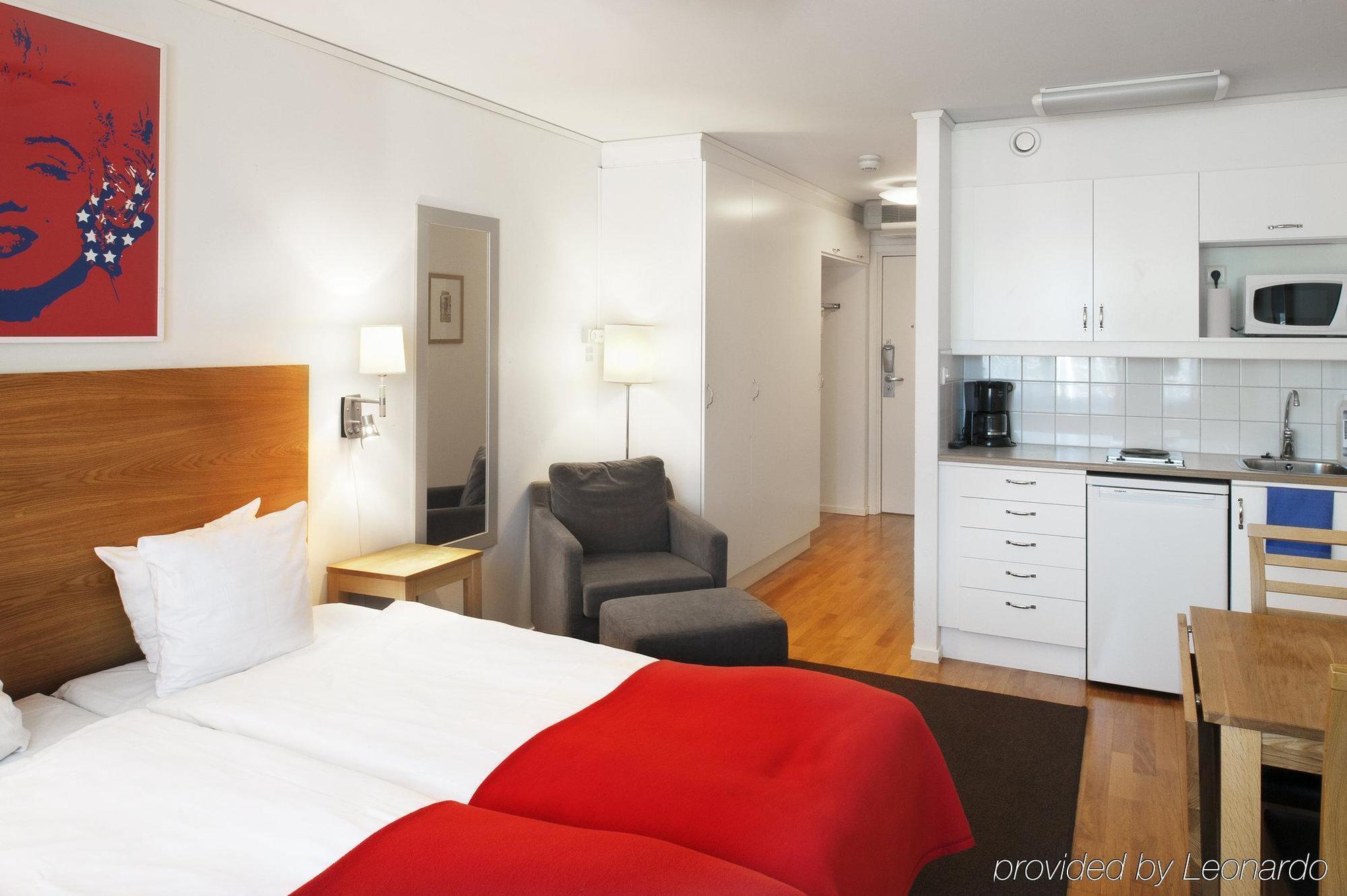 Forenom Apartments Stockholm Kista Rum bild