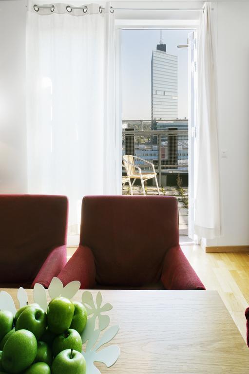 Forenom Apartments Stockholm Kista Exteriör bild